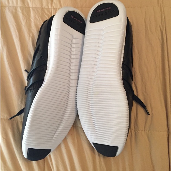 Cole Haan 2.0 Studiogrand Floral Embossed Trainer Sneaker Sz 10 - Picture 4 of 7